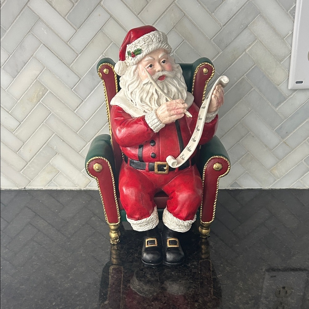 Ashland Santa Claus Figurine in armchair with list NWT red green